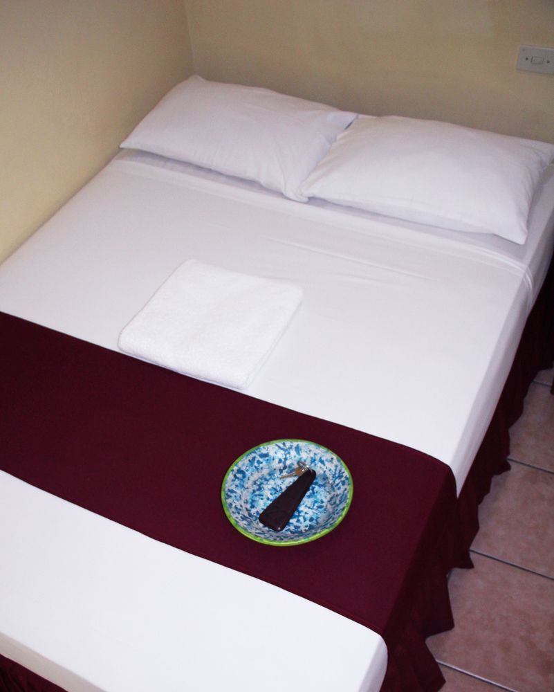 Hotel Austria León Екстериор снимка